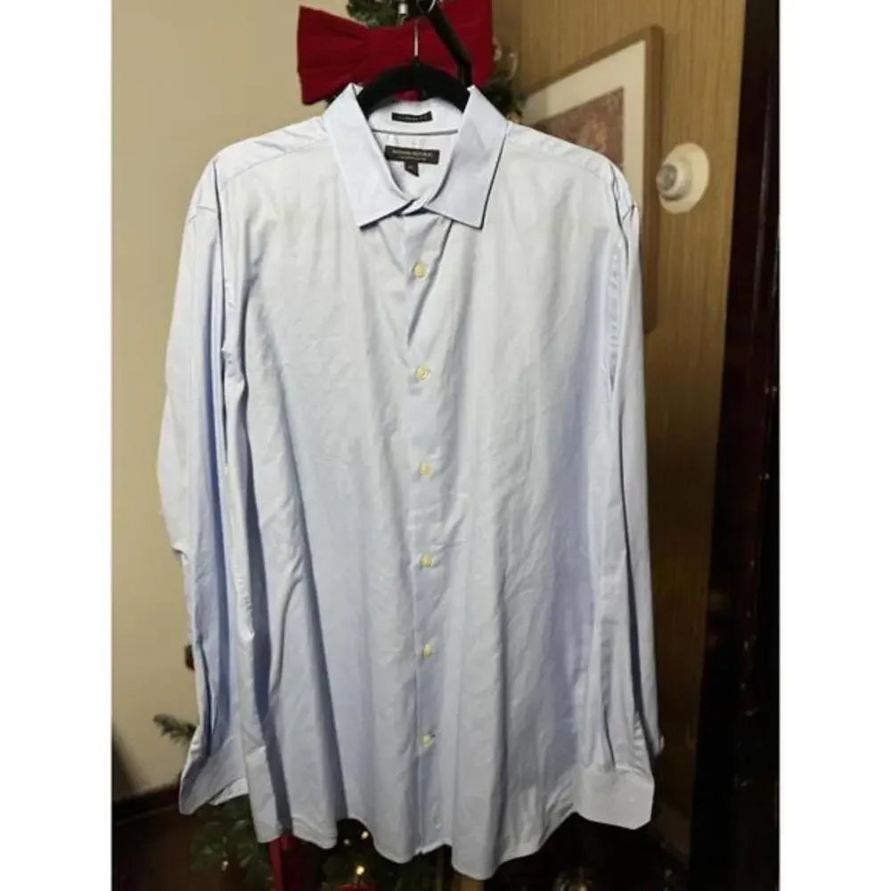 Men's Light Blue Dress Shirt by Banana Republic